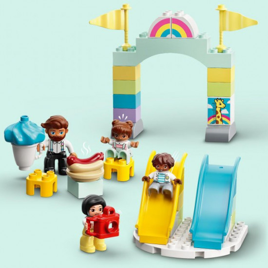 Конструктор LEGO DUPLO Парк розваг 95 деталей (10956) Конструктор LEGO DUPLO Парк розваг 95 деталей (10956)