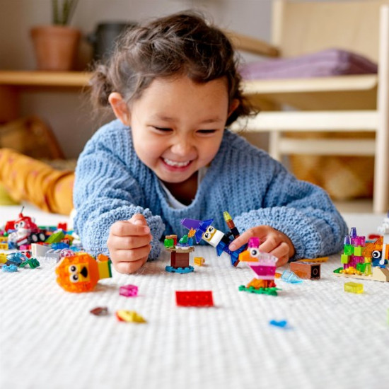 Конструктор LEGO Classic Прозорі кубики для творчості 500 деталей (11013) Конструктор LEGO Classic Прозорі кубики для творчості 500 деталей (11013)