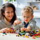 Конструктор LEGO Classic Кубики та колеса 653 деталі (11014)