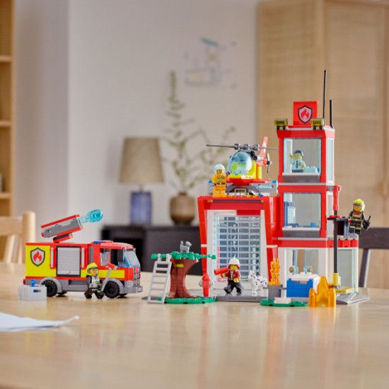 Конструктор LEGO City Пожежне депо 540 деталей (60320) Конструктор LEGO City Пожежне депо 540 деталей (60320)