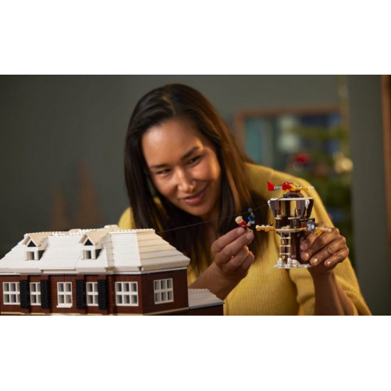 Конструктор LEGO Ideas Home Alone 3955 деталей (21330)