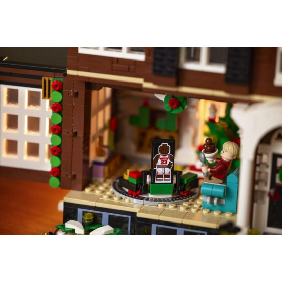 Конструктор LEGO Ideas Home Alone 3955 деталей (21330)