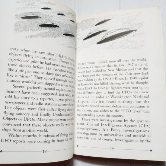  Книга на английском The Riddle of the Stones and other Unsolved Mysteries Б/У