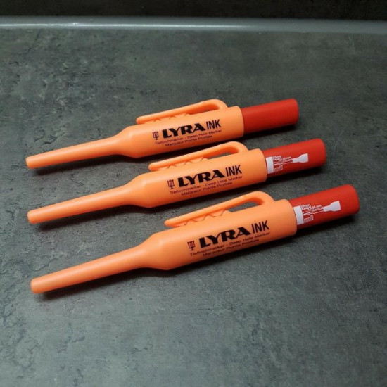 Маркер з довгим носиком Lyra-Ink Deep Hole Marker / червоний Маркер з довгим носиком Lyra-Ink Deep Hole Marker / червоний