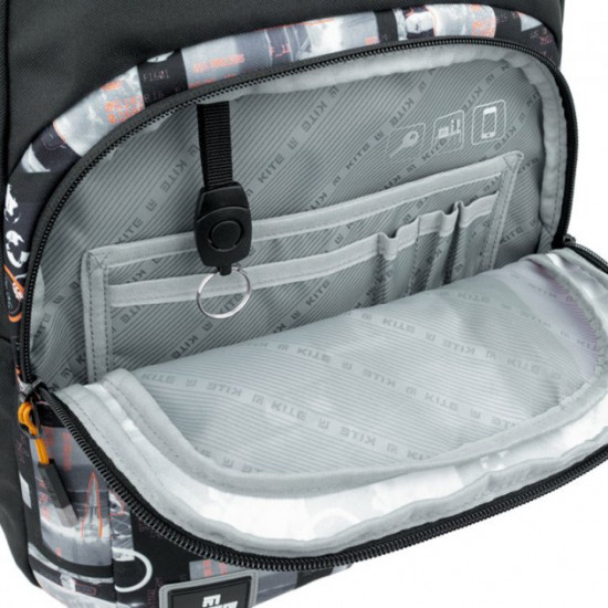 Рюкзак підлітковий Kite для хлопчика 46x30x18 см 21.5 л NASA (NS22-2578L) Рюкзак підлітковий Kite для хлопчика 46x30x18 см 21.5 л NASA (NS22-2578L)