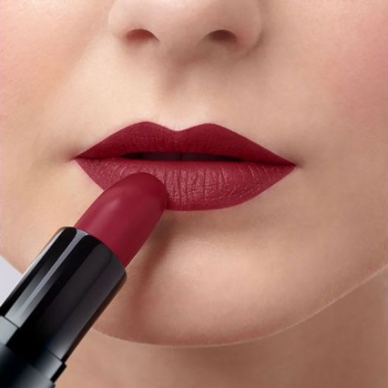 Матовая помада для губ Artdeco Perfect Mat Lipstick, 127 Hibiscus Blossom, 4 г
Матовая помада для губ Artdeco Perfect Mat Lipstick, 127 Hibiscus Blossom, 4 г