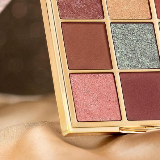 Палетка тіней для повік Catkin Seasonal 9 Color Eyeshadow C01 Spring Leaf, 14.4 г Палетка тіней для повік Catkin Seasonal 9 Color Eyeshadow C01 Spring Leaf, 14.4 г