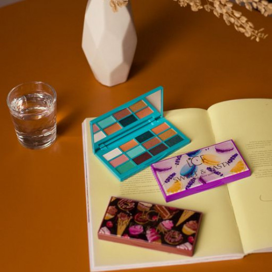 Палетка теней для век LCF Sweet and Tasty, тон, 3, 18 г
Палетка теней для век LCF Sweet and Tasty, тон, 3, 18 г