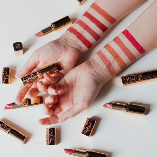 Помада для губ L'Oreal Paris Color Riche Nude Intense 177, 28 г
Помада для губ L'Oreal Paris Color Riche Nude Intense 177, 28 г